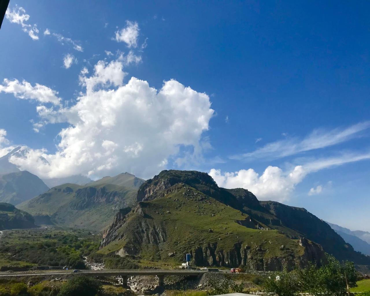 Riverside Kazbegi Exterior foto